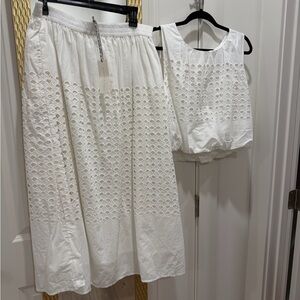 Jenifer & Grave NWT 2 piece eyelet skirt set